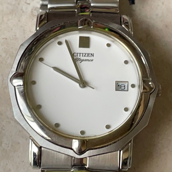 Citizen men battery water resistant w/date stainless steel